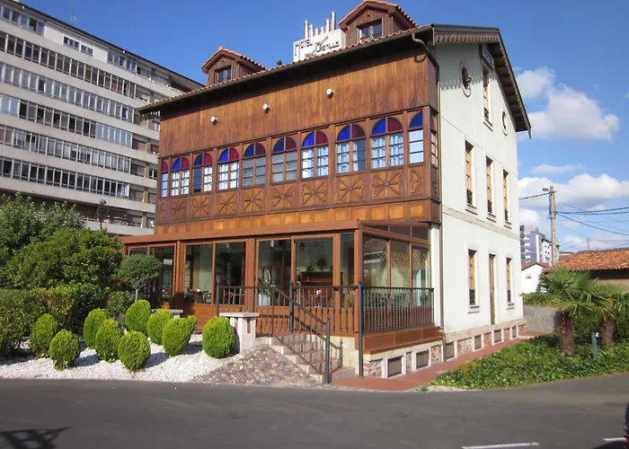 Hotel Castillo De Gauzon